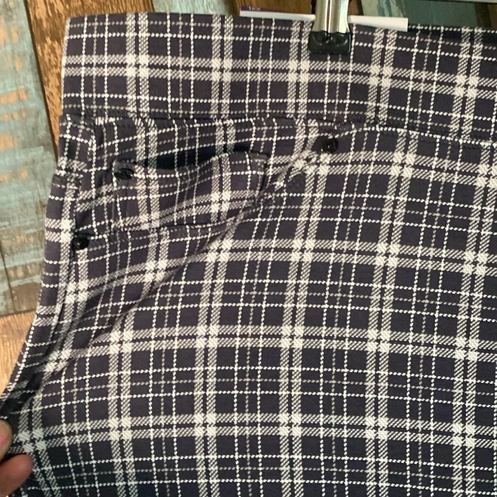 Seven7 pull on Pinterest stretchy plaid pants - Picture 10 of 16